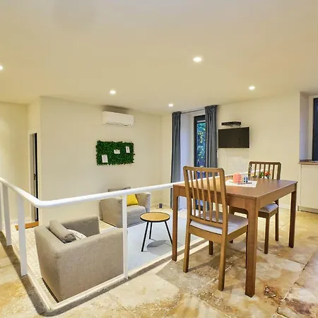 Bliss A Part Apartment